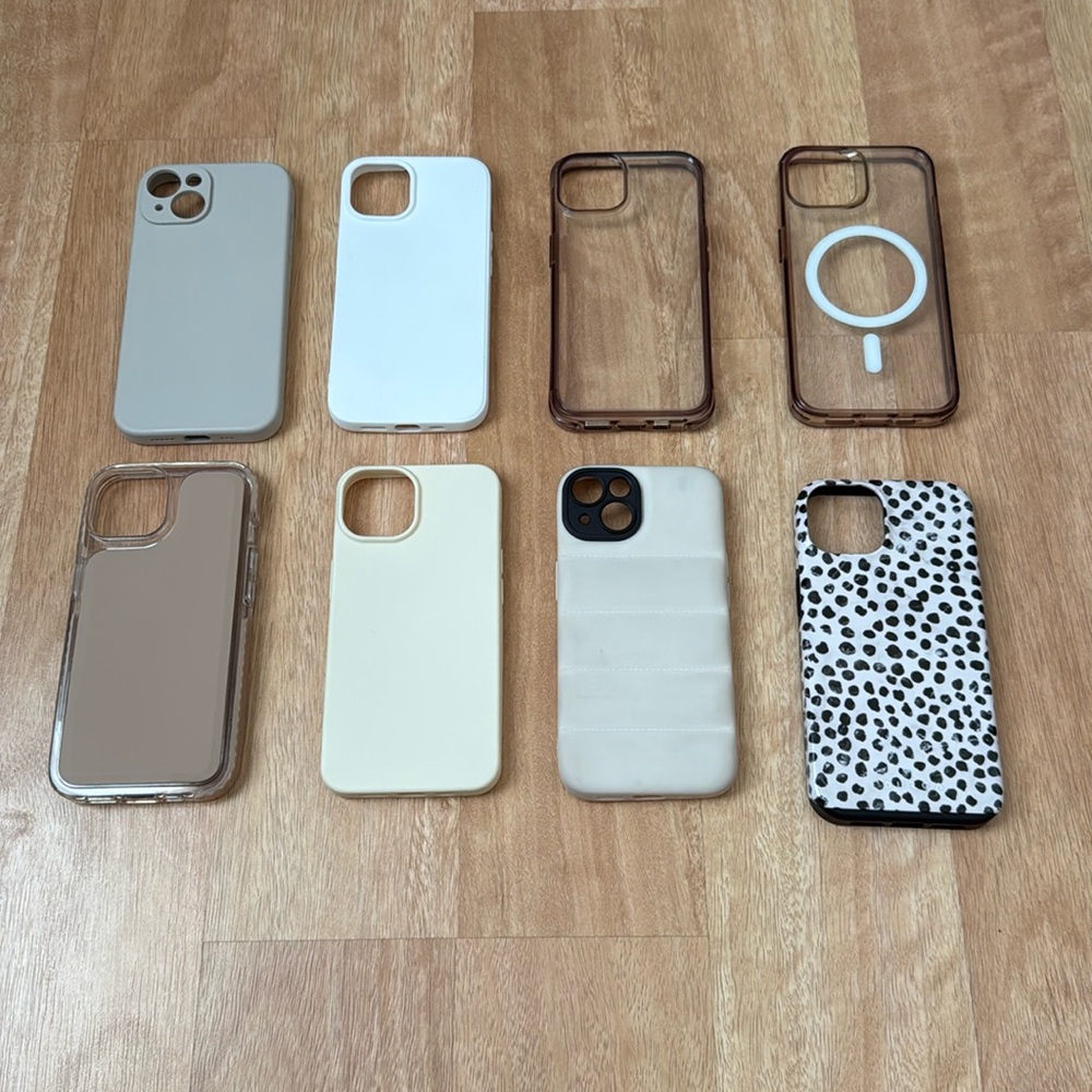 Bundle of iPhone 14 cases